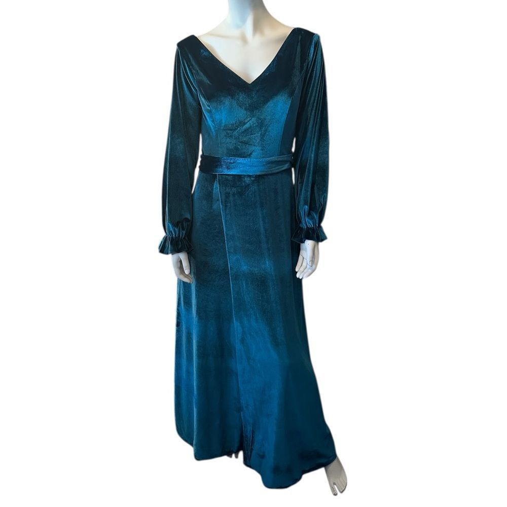 Witness Of Love Velvet Feel Empire Waist Teal 6 NWT